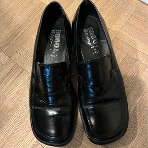 Black leather 90s Brown’s shoes made in Italy